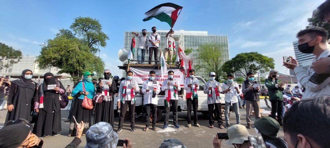 Headline Nasional | Pimpin Ribuan Massa Aksi Bela Palestina, KAMMI Sampaikan Pernyataan Sikap