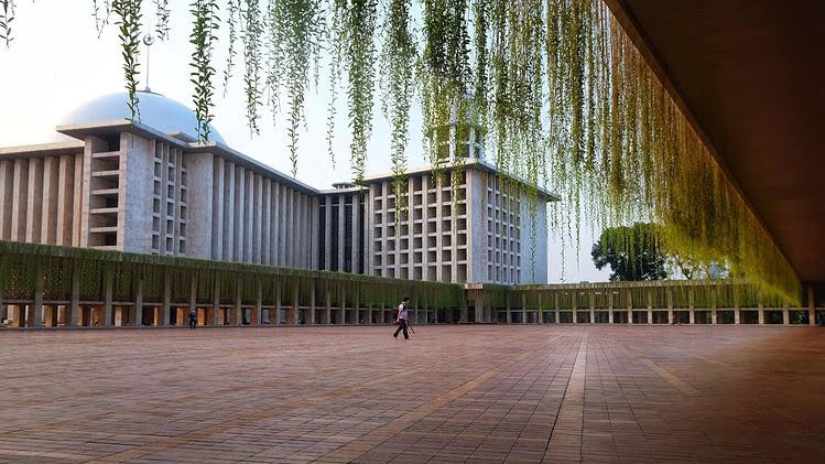 Headline Nasional | Masjid Istiqlal Jakarta Tidak Menggelar Sholat Idulfitri
