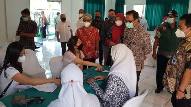 Headline Bogor | Pemkab Bogor Gelar Vaksinasi Massal Bagi Pelaku Usaha Pariwisata