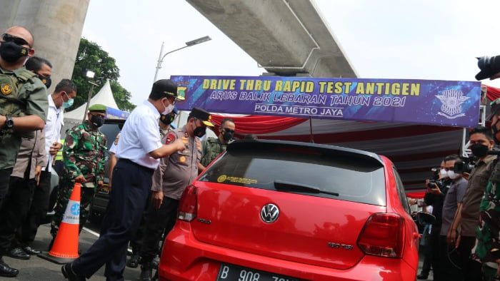 Headline Jakarta | Anies Tinjau Proses Screening Arus Balik Warga Pasca Libur Lebaran