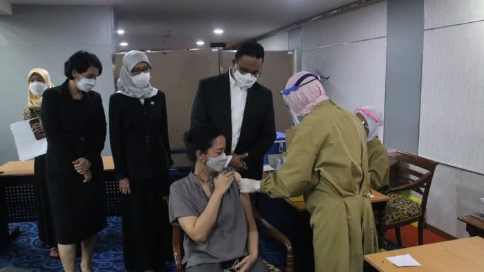Headline Jakarta | Pemprov DKI Jakarta Berikan Vaksin Moderna Bagi Kelompok Autoimun