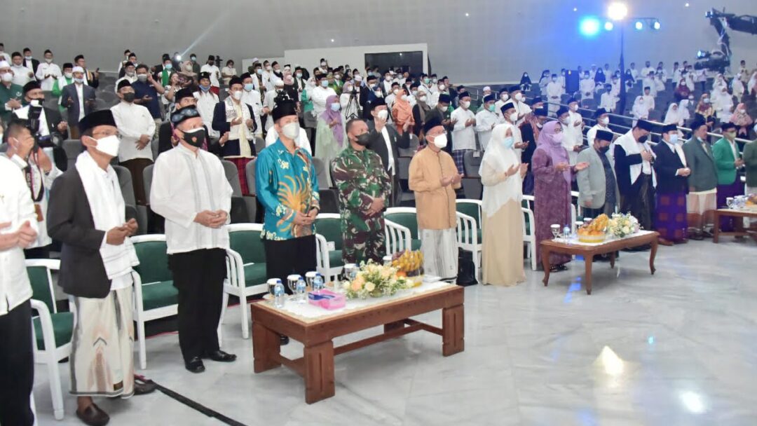 Headline Bogor | Bupati Bogor Ajak Para Santri Tangkal Penyebaran Ideologi Menyimpang