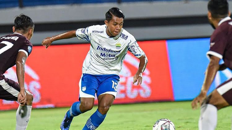 Unggul 2-0 Lawan PSM Makasar, Persib Bandung Geser Bhayangkara FC