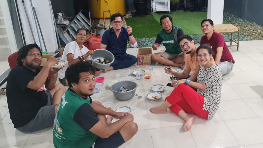 Tim JKW- PWI dan Kisah Dokter Biker Keliling Indonesia