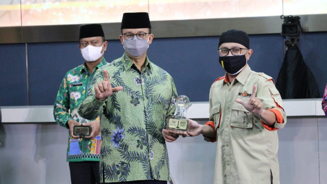 Serahkan Muzaki Istimewa Award, Anies Apresiasi Peran dan Inovasi Baznas Bazis DKI