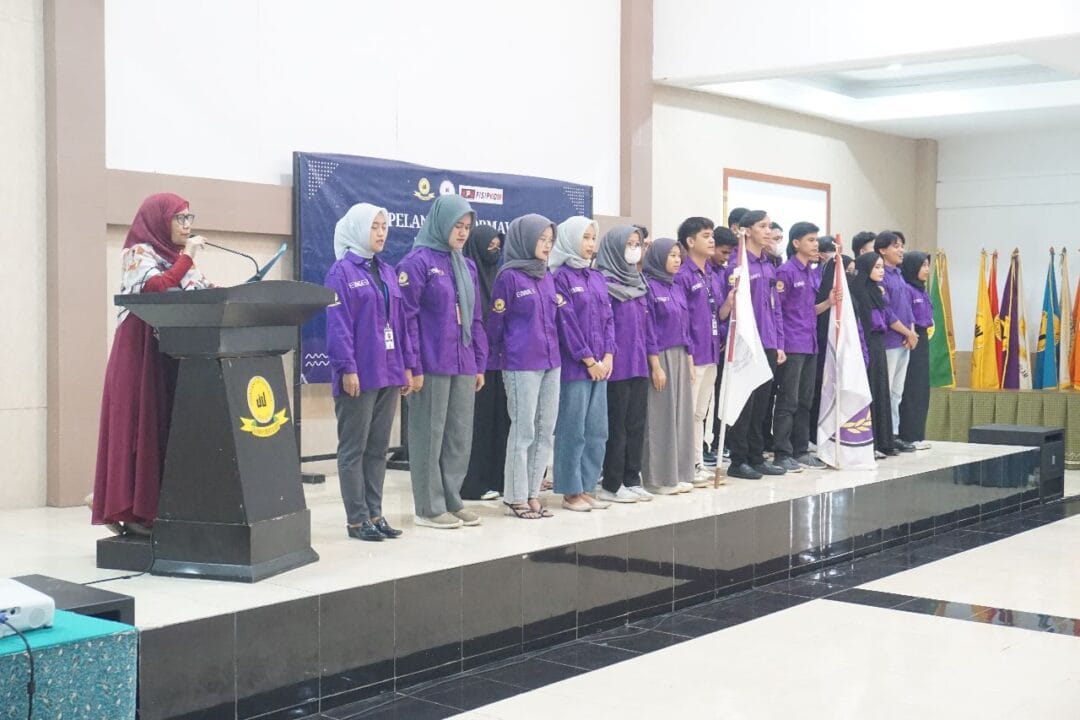 Pengurus Ormawa FISIPKOM UNIDA Dilantik, Dekan Ginung: Bawalah Perubahan