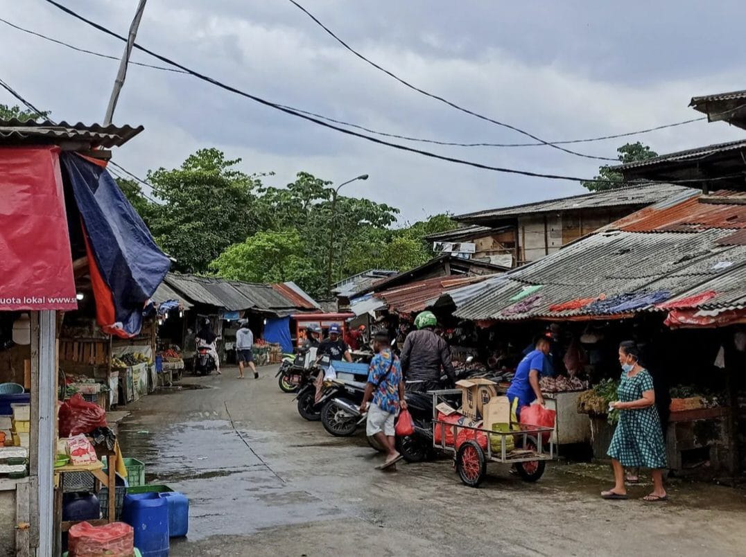 Pedagang Jambu Dua Keluhkan Rencana Relokasi Jelang Ramadhan
