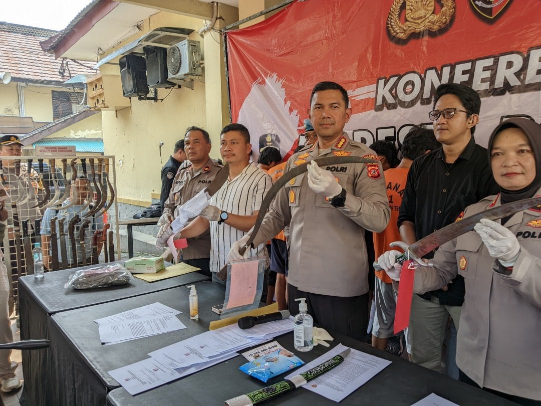 Cegah Tawuran, Satreskrim Polresta Bogor Kota Amankan 11 Anak Bersenjata Tajam