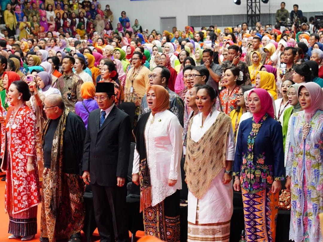 Ketum Dharma Pertiwi Hadiri Hari Kebaya Nasional 2024