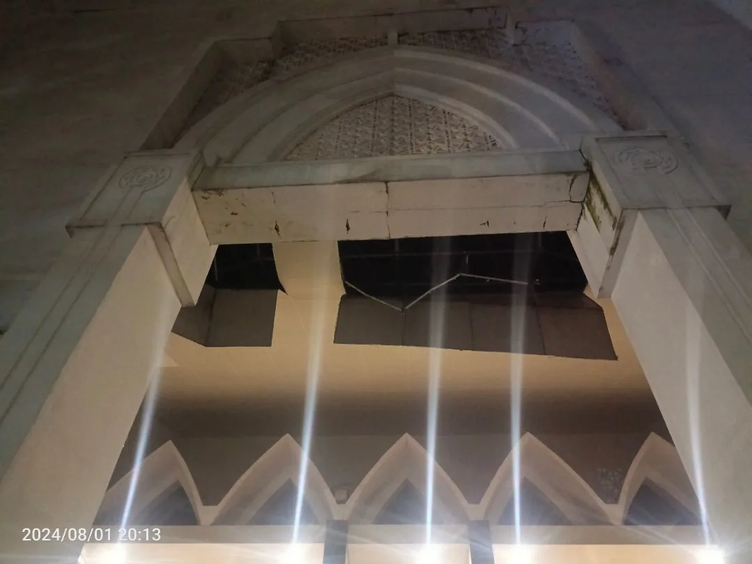 Baru 4 Bulan Diresmikan, Plafon Masjid Agung Kota Bogor Jebol Akibat Hujan