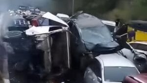 Korban Tabrakan Beruntun Tol Cipularang Km 92 Capai 30 Orang