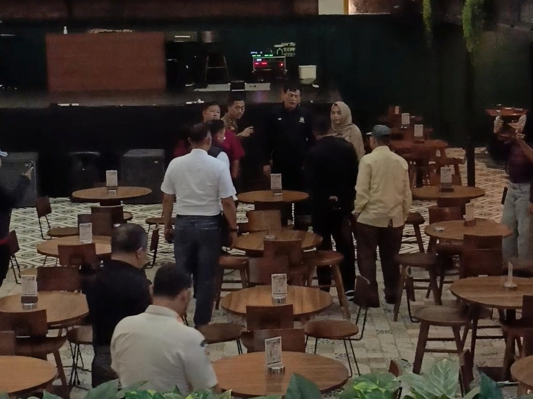 Terima Keluhan Warga dan Temukan Banyak Catatan, Komisi III Ancam Cabut Izin Cafe Bajawa Florest