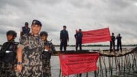KKP Segel Pagar Bambu Misterius di Perairan Tangerang, Berpotensi Merusak Ekosistem Laut