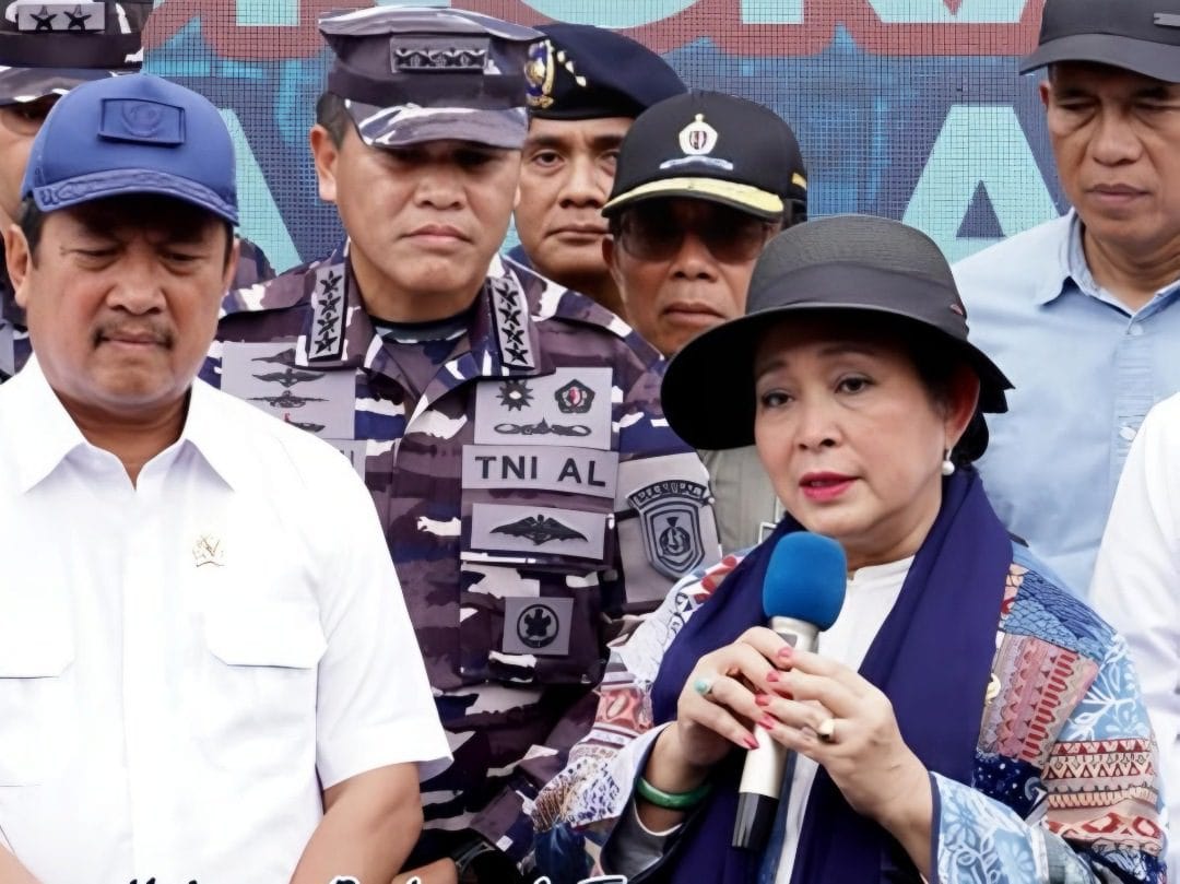 Tinjau Pembongkaran Pagar Laut di Tangerang, Titiek Soeharto: Laut Ini Bukan Milik Korporasi