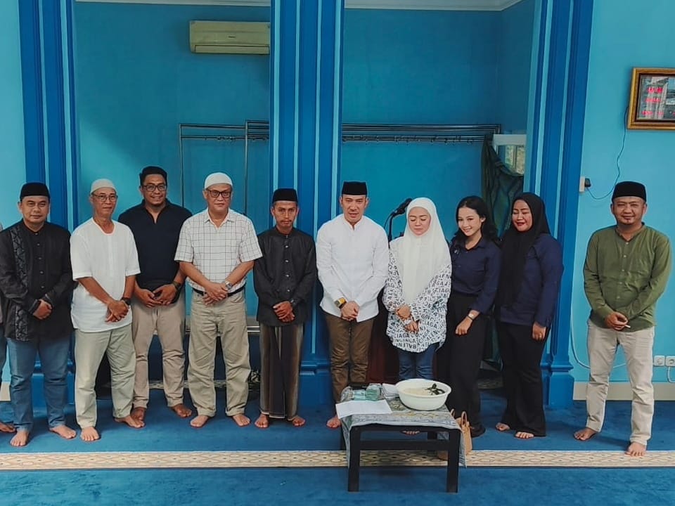 NBS Skincare Salurkan Zakat Fitrah Untuk Ratusan Karyawan Melalui Masjid An-Naba PWI Kota Bogor