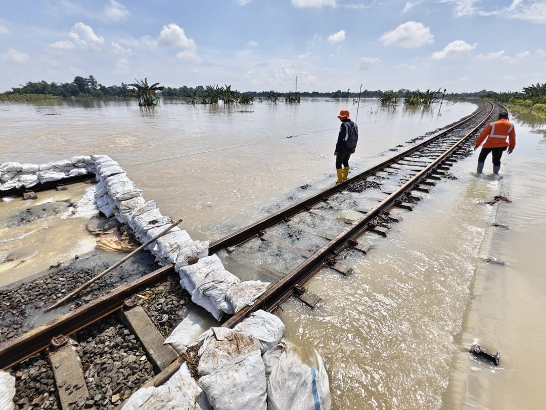 Banjir Sungai Tuntang, Jalur Kereta Gubug – Karangjati Ditutup Sementara