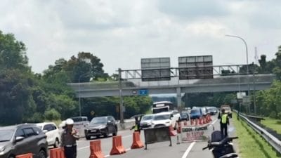 Polri Kembali Berlakukan Contraflow di Tol Jagorawi Menuju Puncak