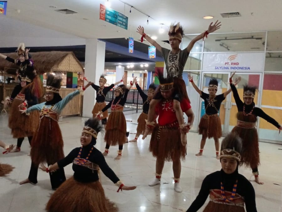 Gladi Bersih Jelang Festival Budaya Nusantara: Megagama Karya Siapkan Tarian Daerah di Alun-Alun Kota Bogor