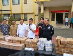 Satreskrim Polresta Bogor Ungkap Sindikat Pemalsuan Tanggal Kedaluwarsa Susu Kemasan