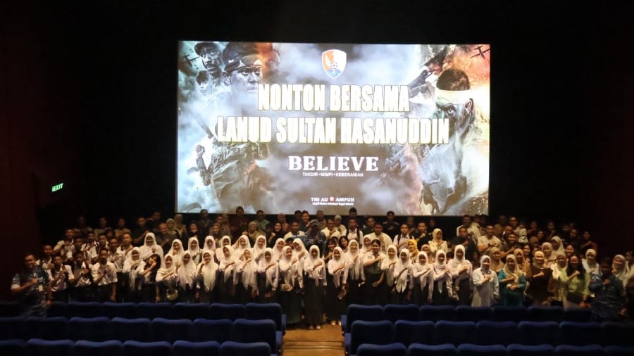 Keluarga Besar Lanud Sultan Hasanuddin Gelar Nonton Bareng Film BELIEVE