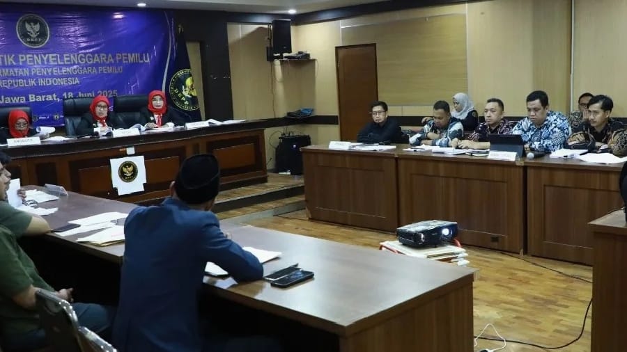 Terima Transfer dari Tim dr Rayendra, DKPP Jatuhkan  Dede Juhendi Sanksi Peringatan