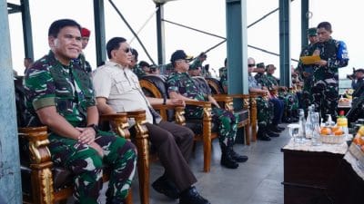 Panglima TNI dan Menhan RI Tinjau Latihan Puncak Super Garuda Shield 2025 di Baturaja