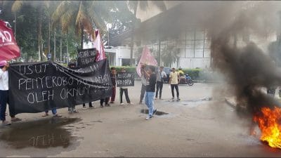 Massa Aksi Desak Kejari Kota Bogor Usut Dugaan Penyerobotan Fasos-Fasum Cimahpar