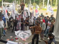 FMR dan JANGKAR Kritik Kinerja Perumda PPJ, Desak Pengelola Kebersihan Pasar TU Dicopot